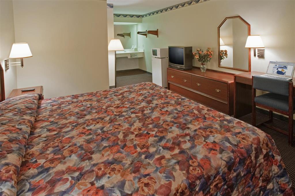 Americas Best Value Inn & Suites Слиделл Номер фото